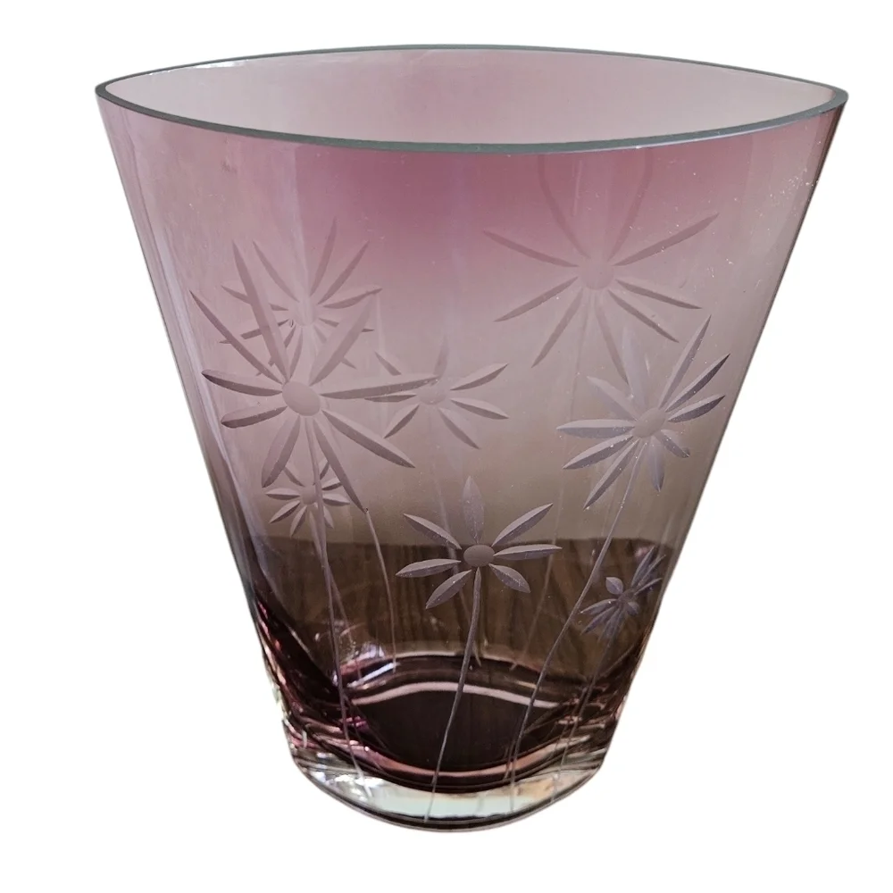 Elegant oval clear cut purple vase.